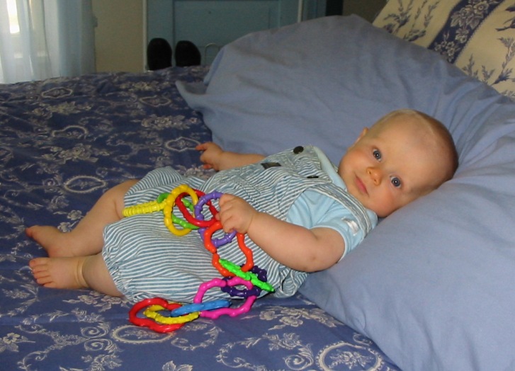 Won't you come play with me?